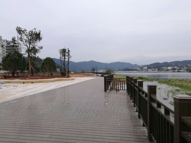 塑木地板
