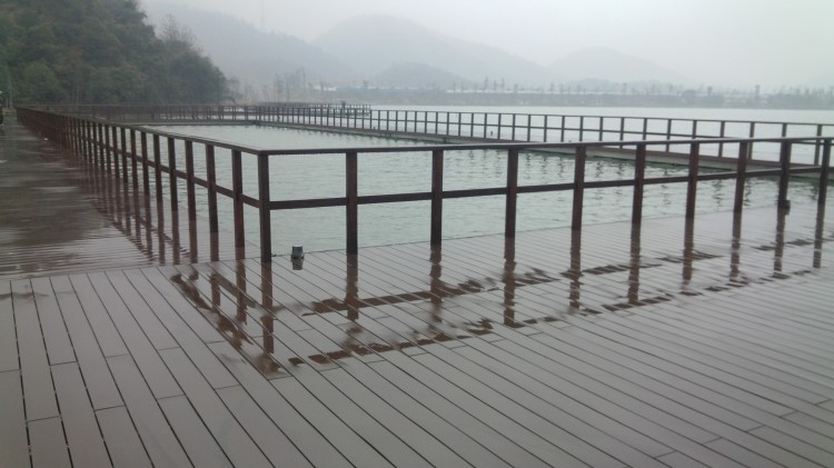 塑木地板